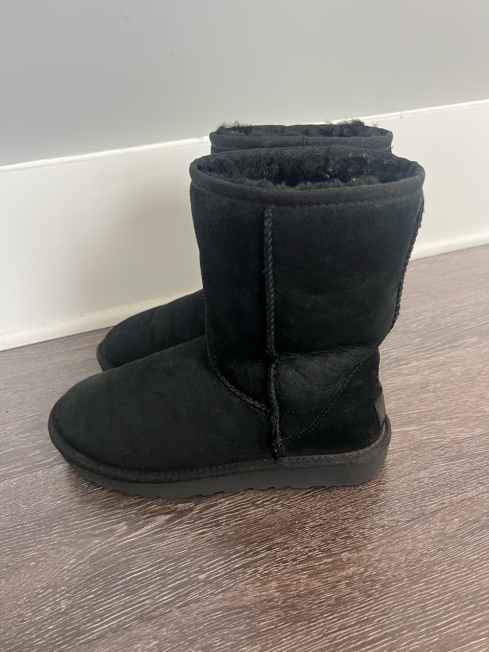 UGG Classic II Boots - Picture 1 of 8